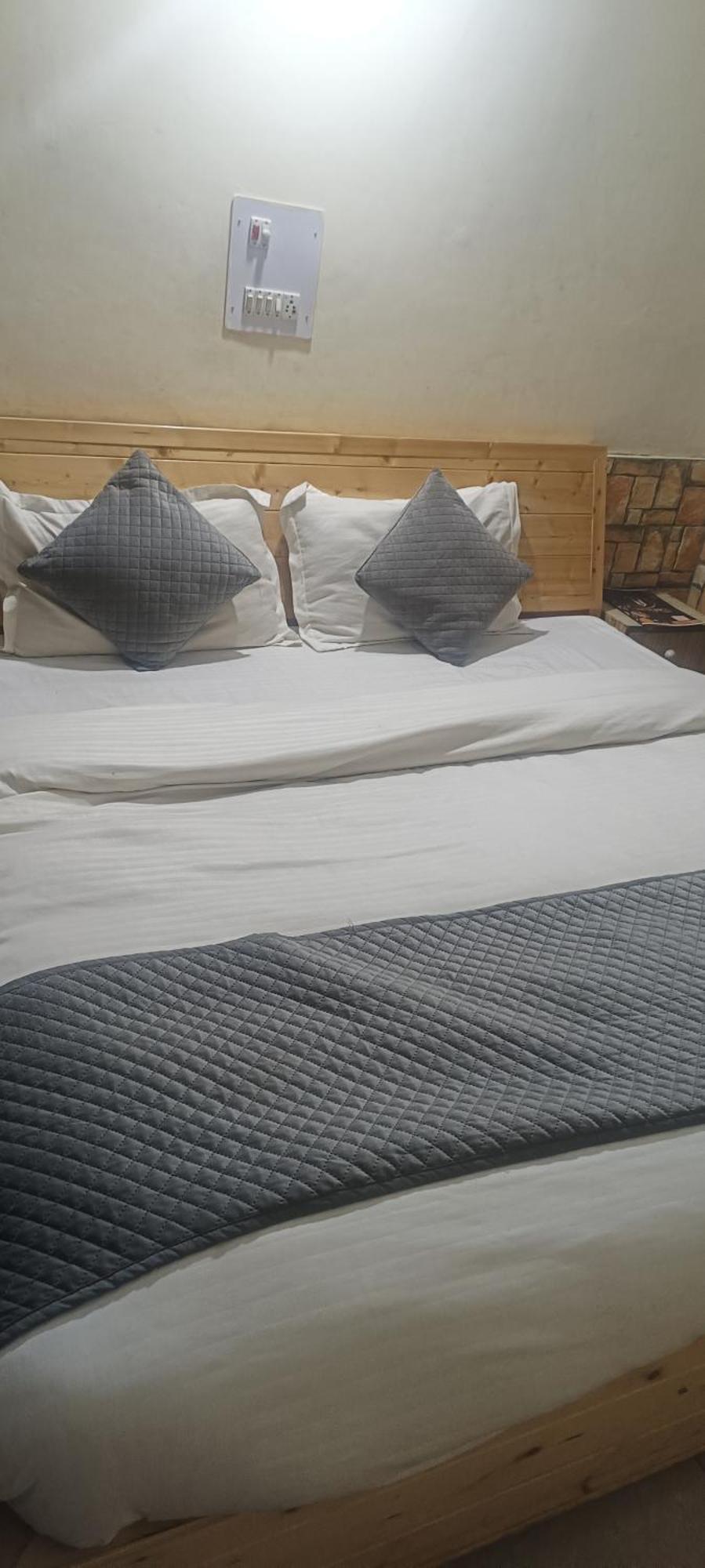 Narayana Guest House Kasol Pokoj fotografie